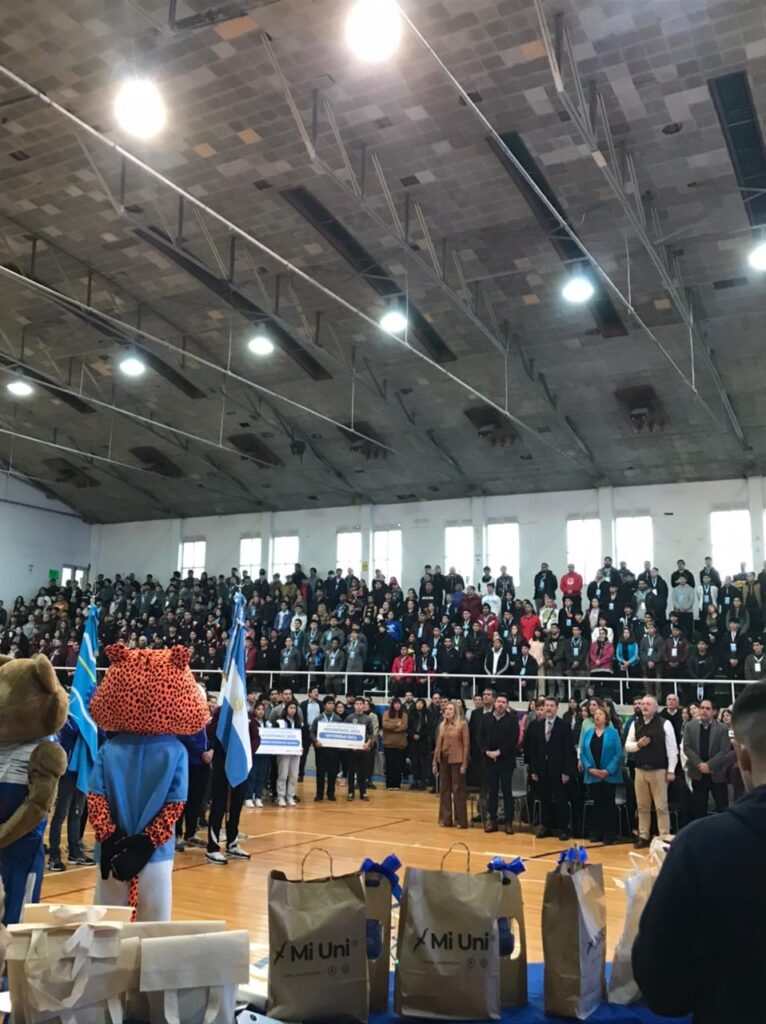 Con el Club Huergo lleno, se presentaron los JUAR en Comodoro