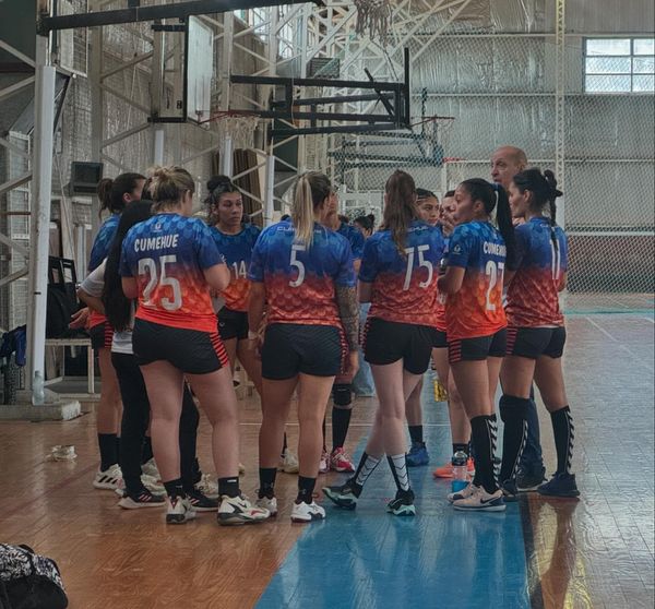 Cumehue, en mujeres, tricampeón del Provincial 